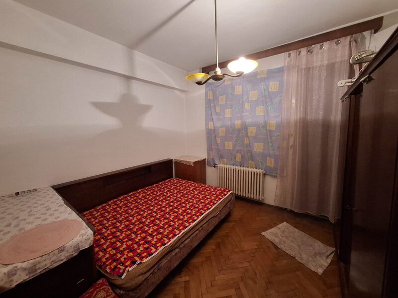 Piata Mihail Kogalniceanu, apartament 2 camere, centrala de bloc, fara risc