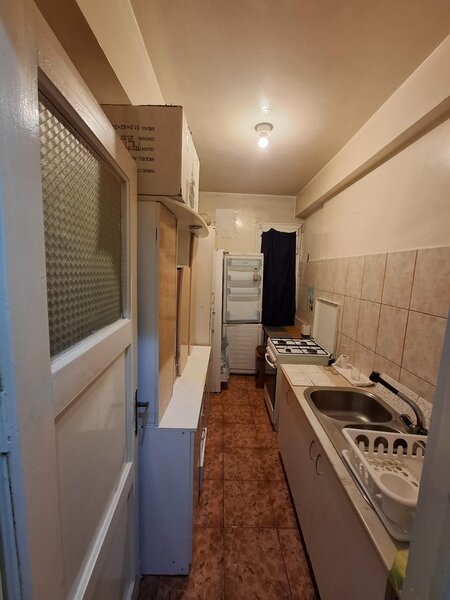 Piata Mihail Kogalniceanu, apartament 2 camere, centrala de bloc, fara risc